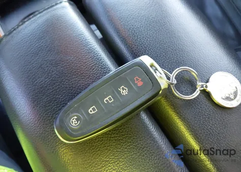 2014 Lincoln Mks from USA, damaged, VIN 1LNHL9EK0EG610581